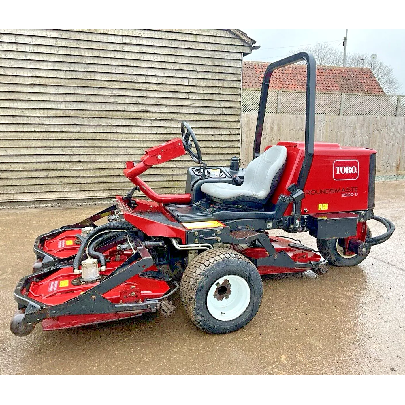 2005 TORO GROUNDSMASTER 3500-D SIDEWINDER TRIPLE POD MULCHING RIDE ON LAWN MOWER