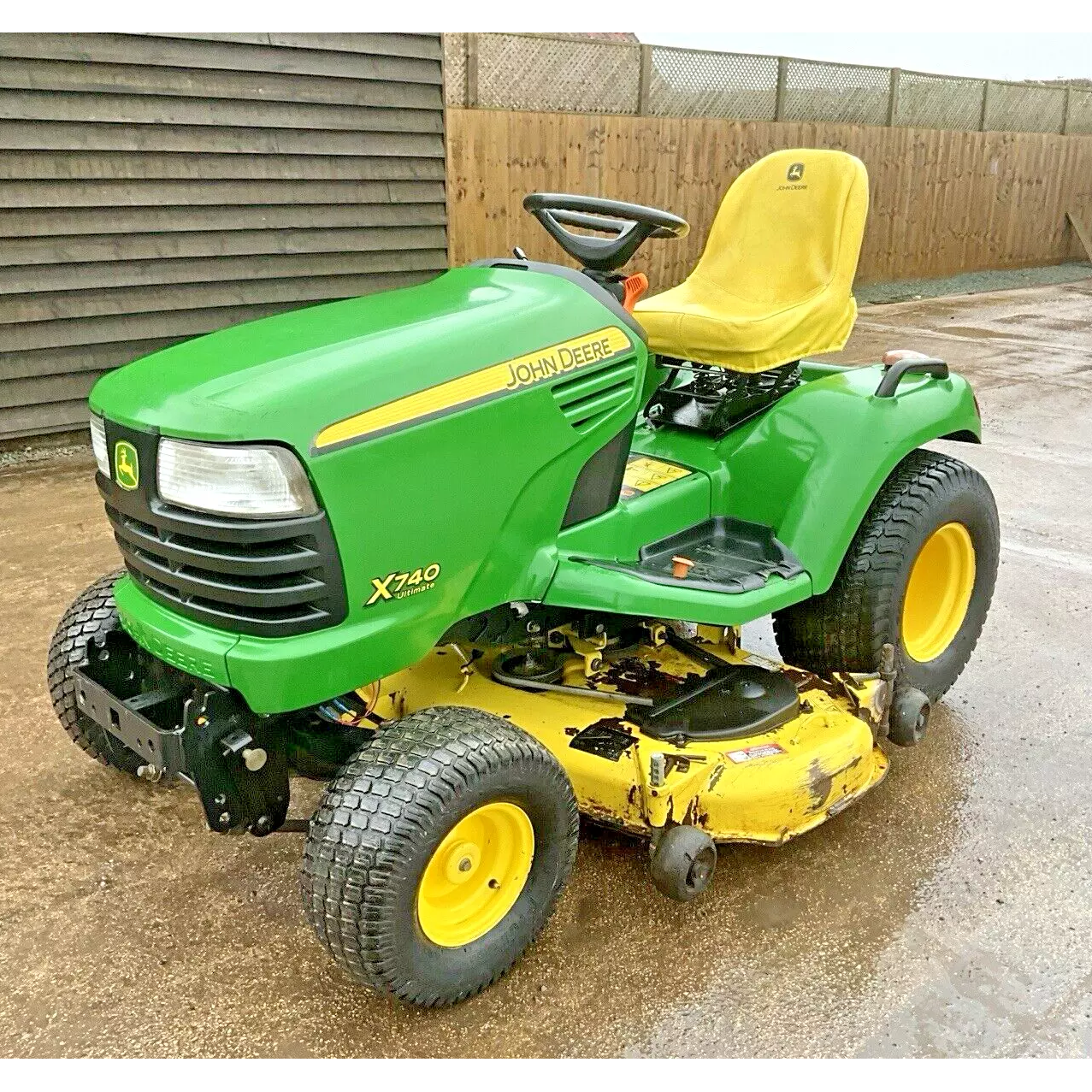 2006 JOHN DEERE X740 DIESEL RIDE ON LAWN MOWER