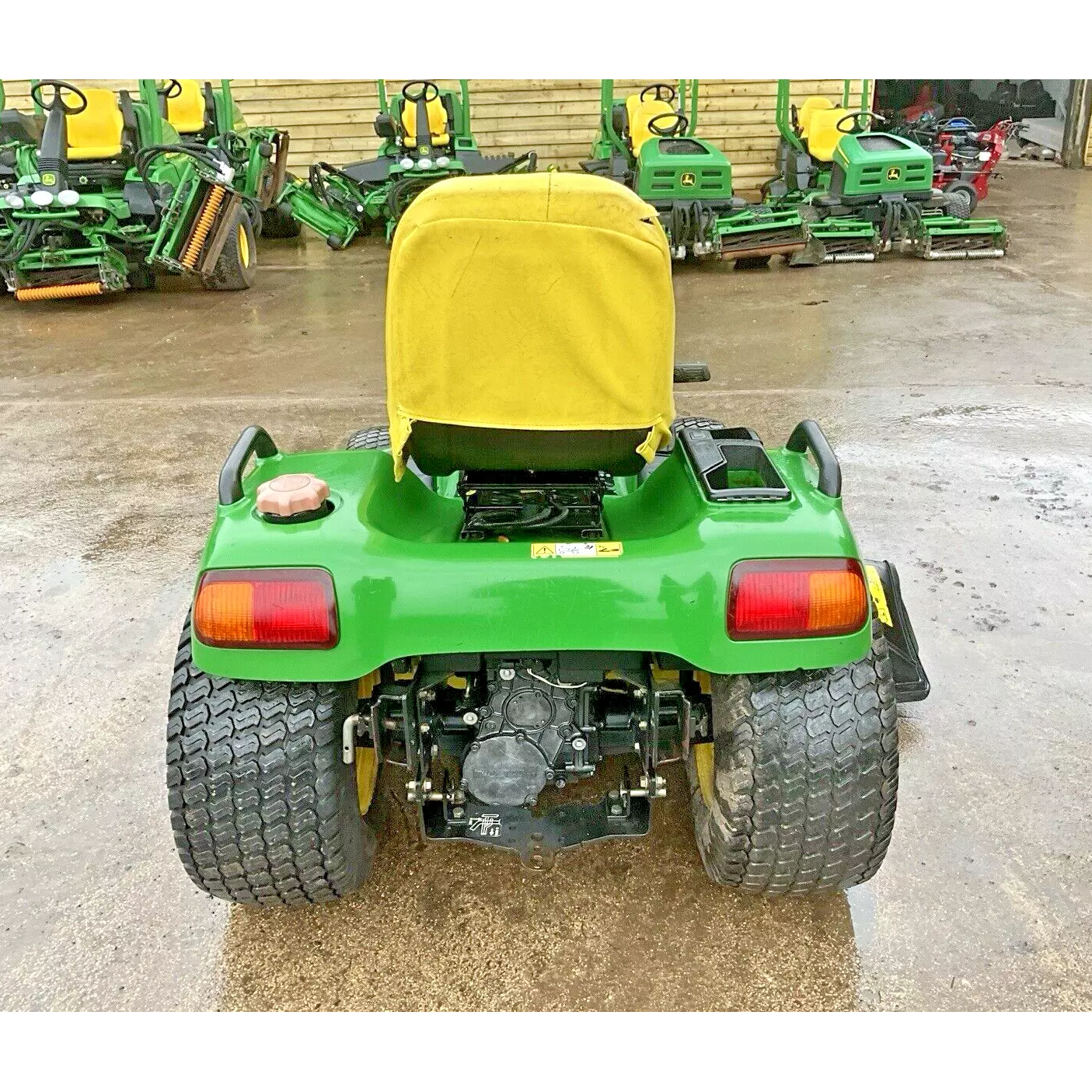 2006 JOHN DEERE X740