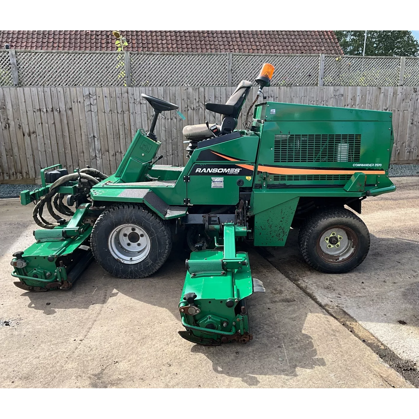 2007 RANSOMES COMMANDER