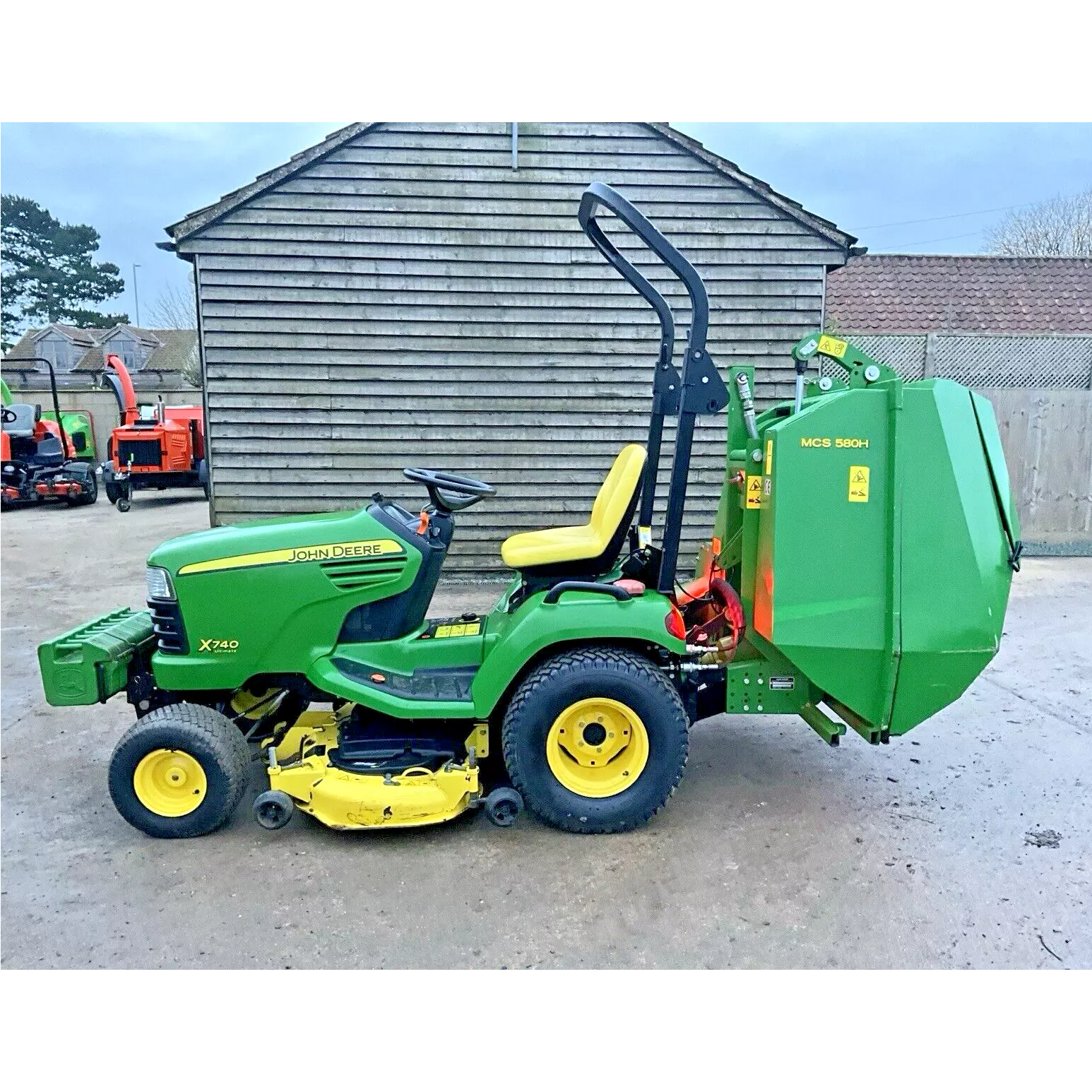 2009 JOHN DEERE X740