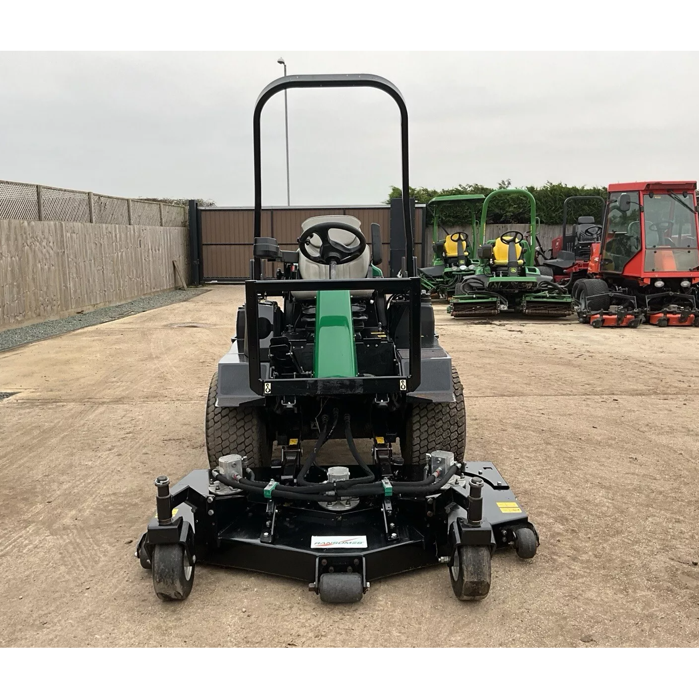 2010 RANSOMES HR3300T