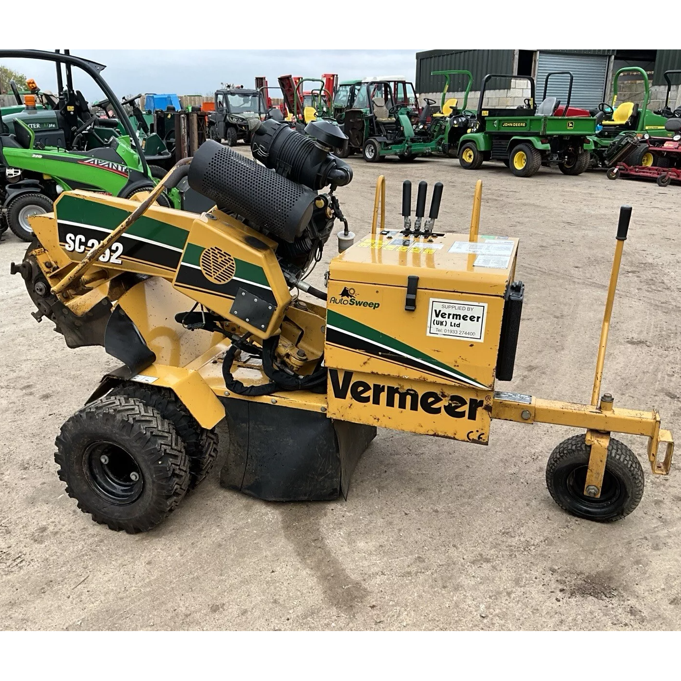 2010 VERMEER SC252