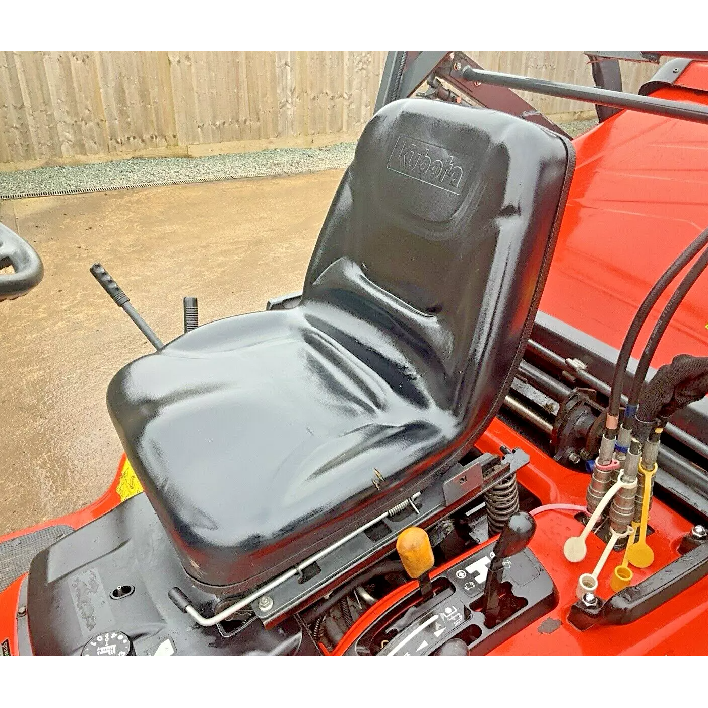 2011 KUBOTA G26