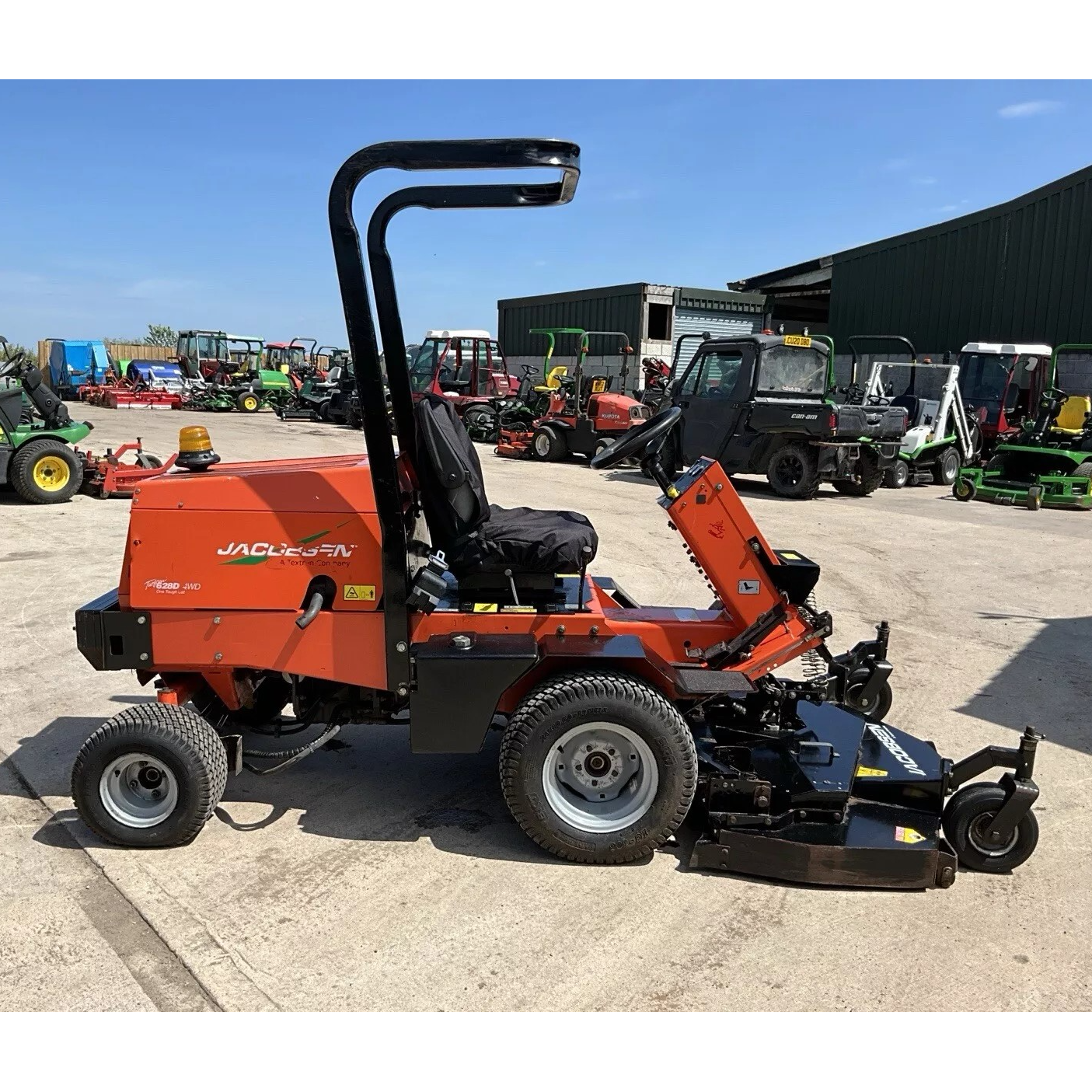 2013 JACOBSEN TURFCAT