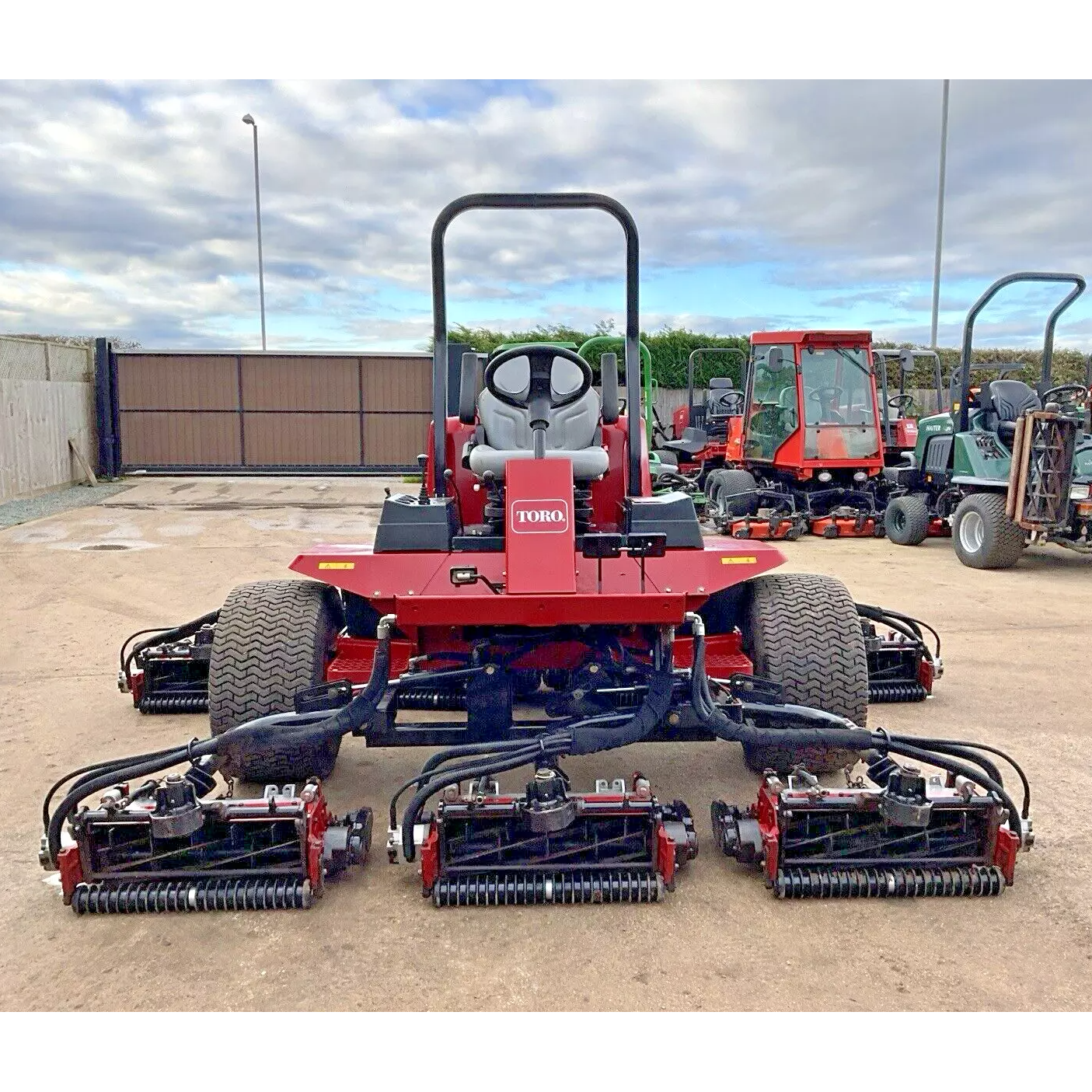 2013 TORO REELMASTER 6700