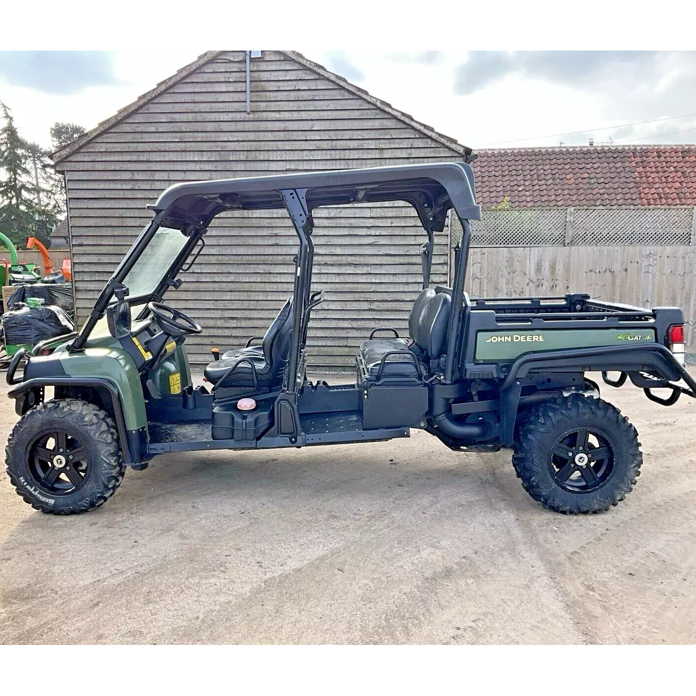 2014 JOHN DEERE GATOR 855D