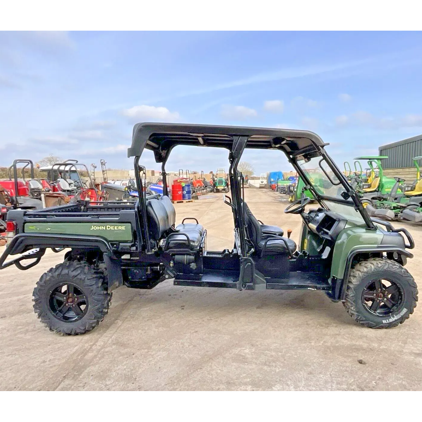 2014 JOHN DEERE GATOR 855D