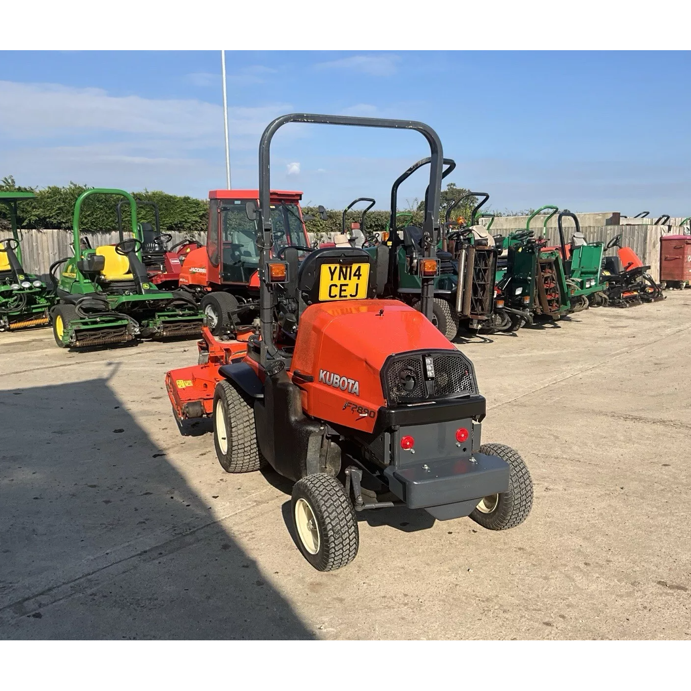 2014 KUBOTA F2890