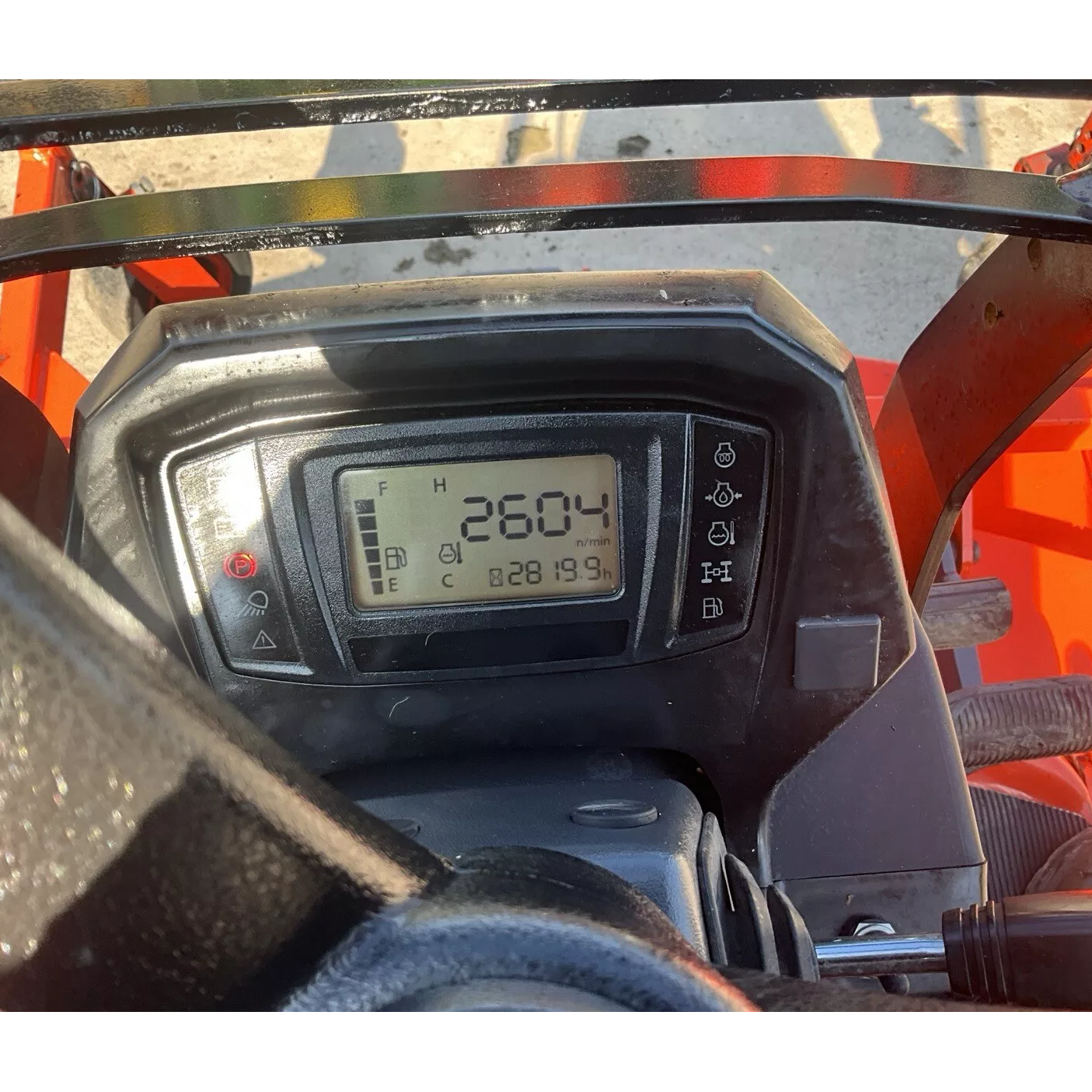 2014 KUBOTA F2890