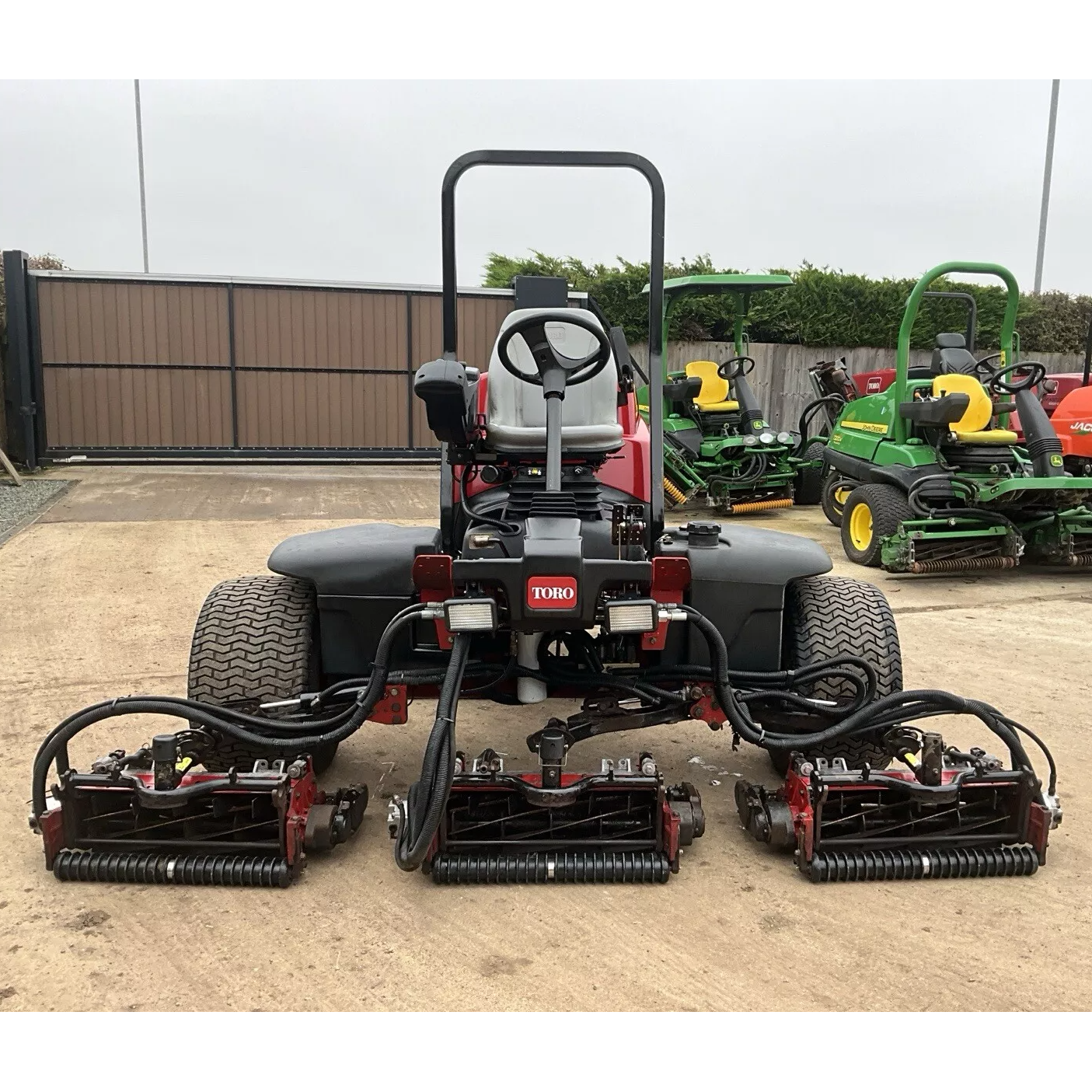 2014 TORO REELMASTER 5610