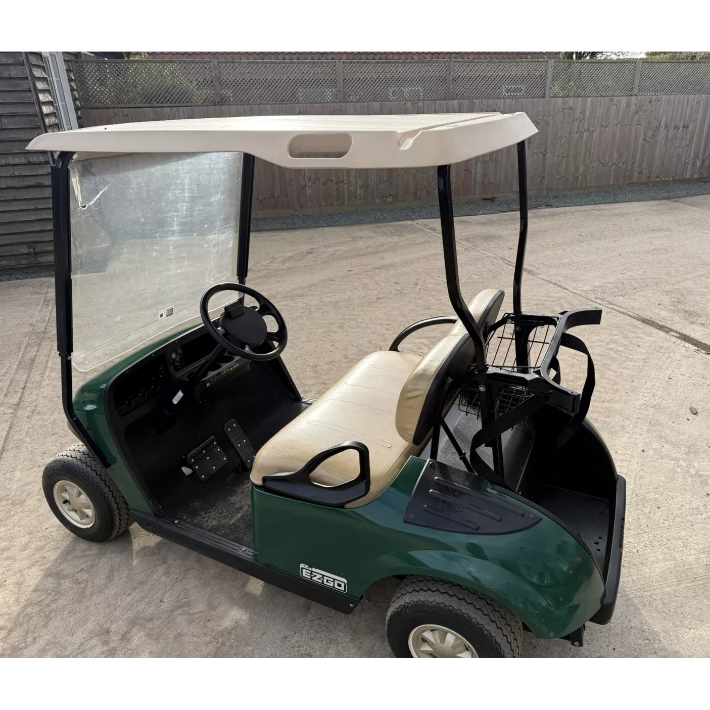 2015 EZGO EZ-GO