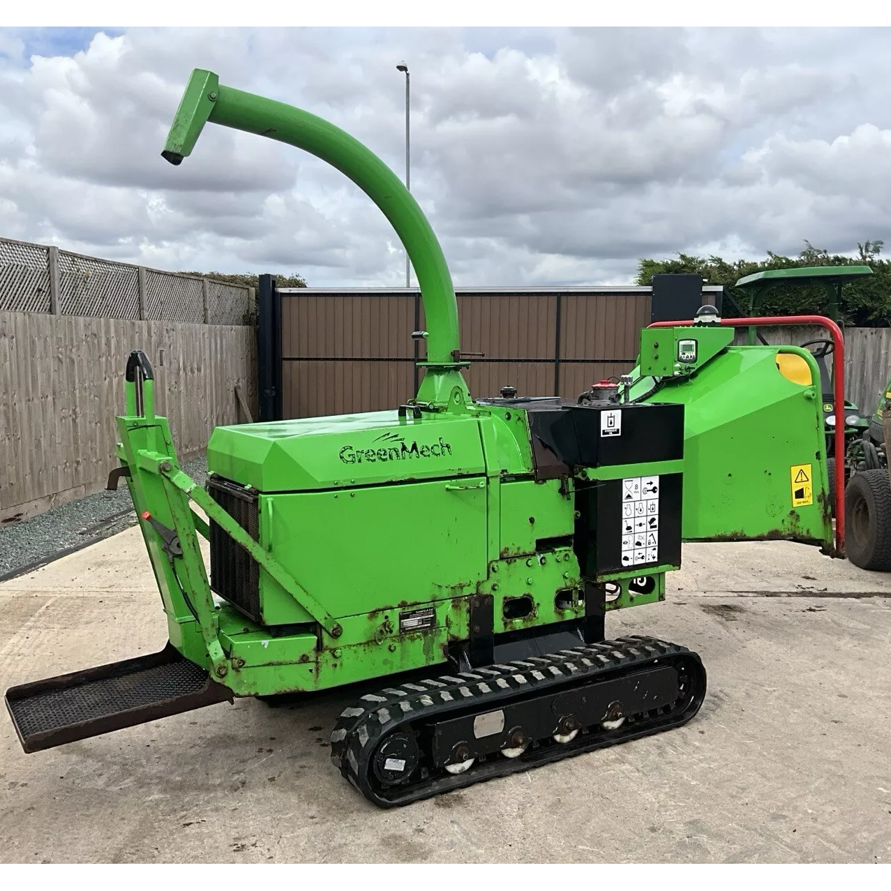 2015 GREENMECH ARBTRAK 150-35 TRACKED DIESEL 6 INCH WOODCHIPPER