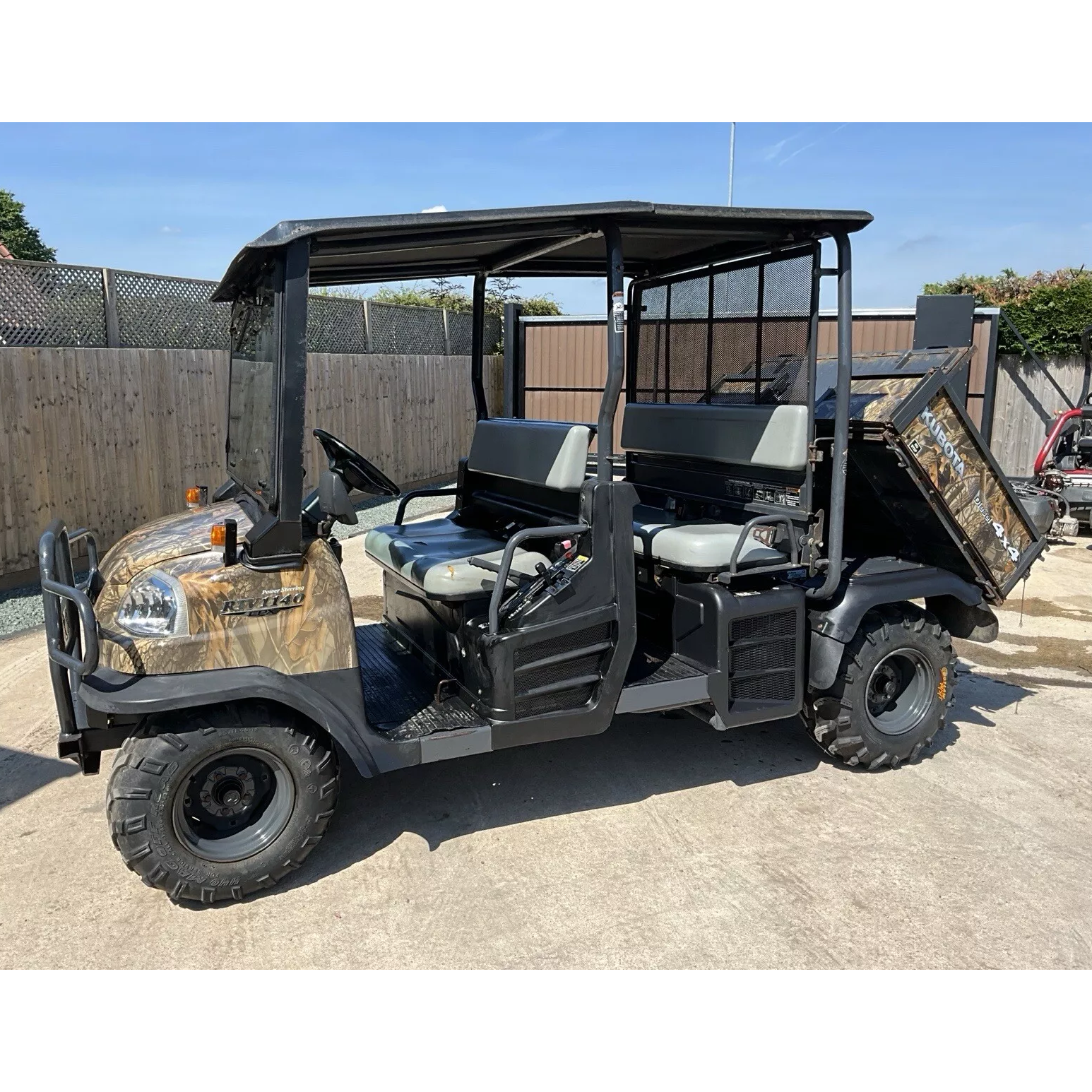 2015 ROAD LEGAL CAB KUBOTA RTV X1140 4 SEAT UTILITY VEHICLE