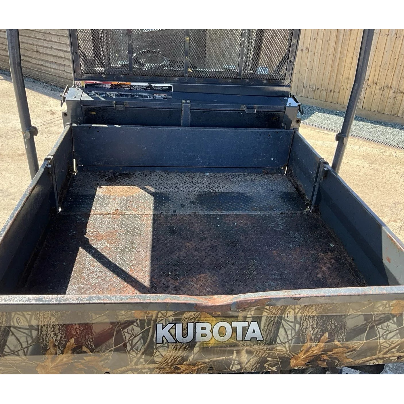 2015 ROAD LEGAL CAB KUBOTA