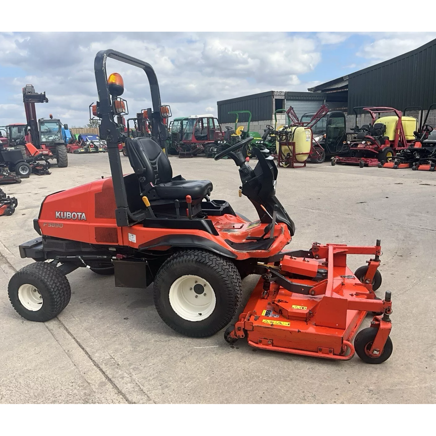 2016 66 PLATE KUBOTA F3890-MUA