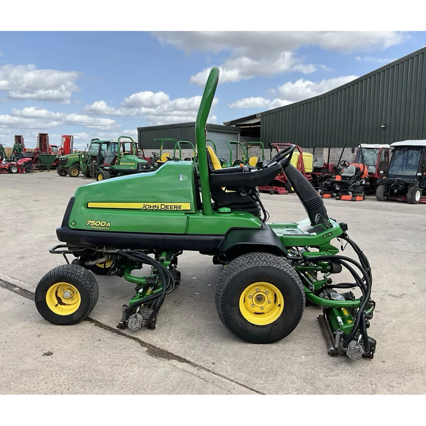 2016 JOHN DEERE 7500A