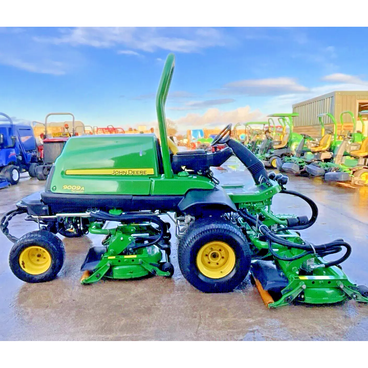 2016 JOHN DEERE 9009A