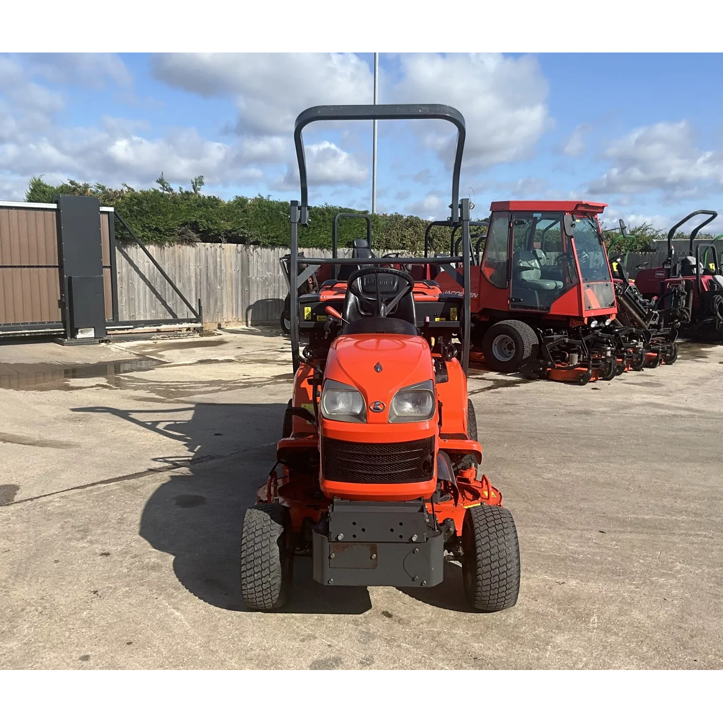 2016 KUBOTA G23