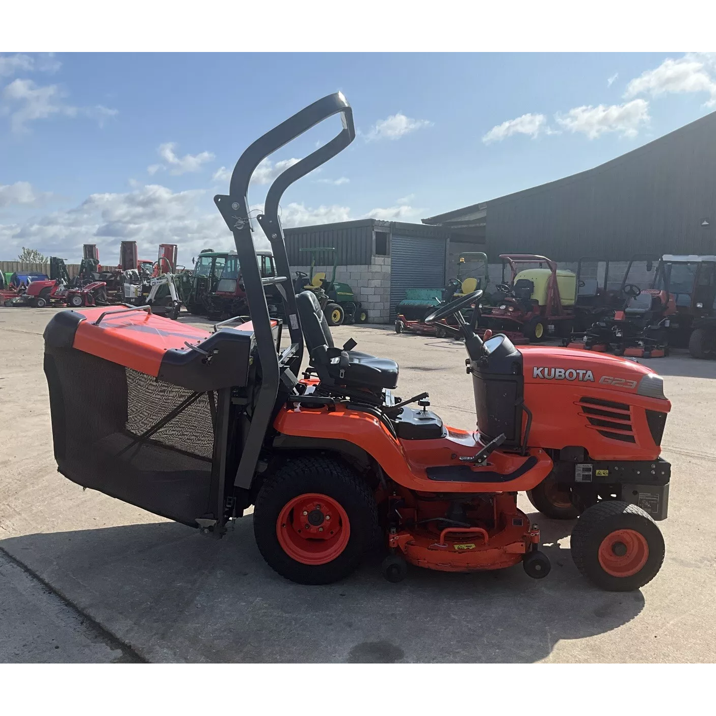 2016 KUBOTA G23