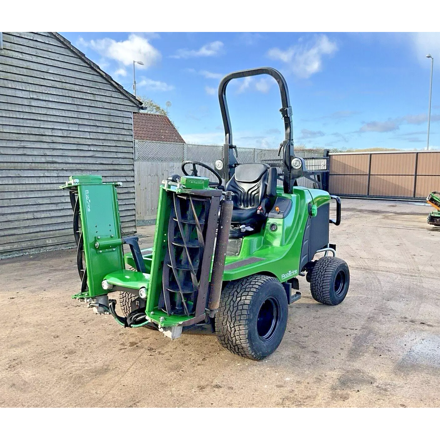 2016 ROBERINE R3 RIDE ON LAWN MOWER