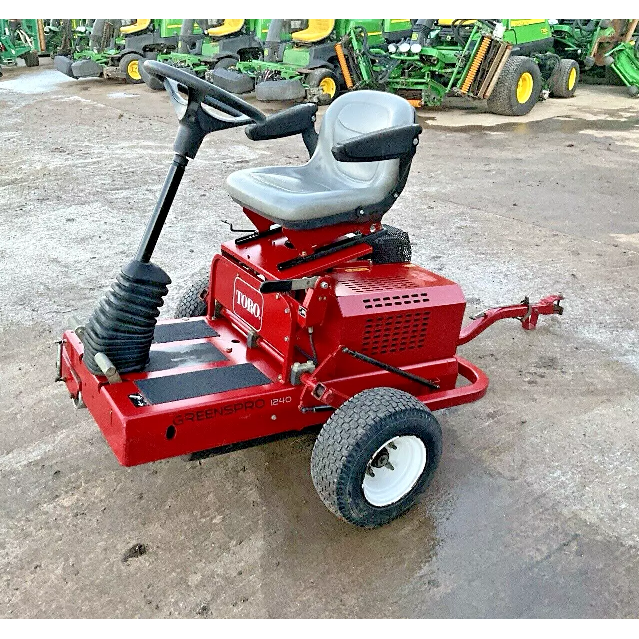 2016 TORO GREENSPRO 1240 PETROL RIDE ON GREENS IRON ROLLER| 680HOURS