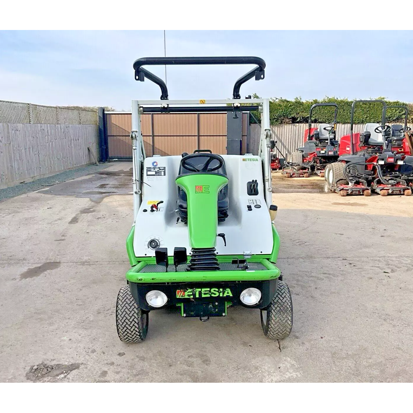 2017 ETESIA H124D