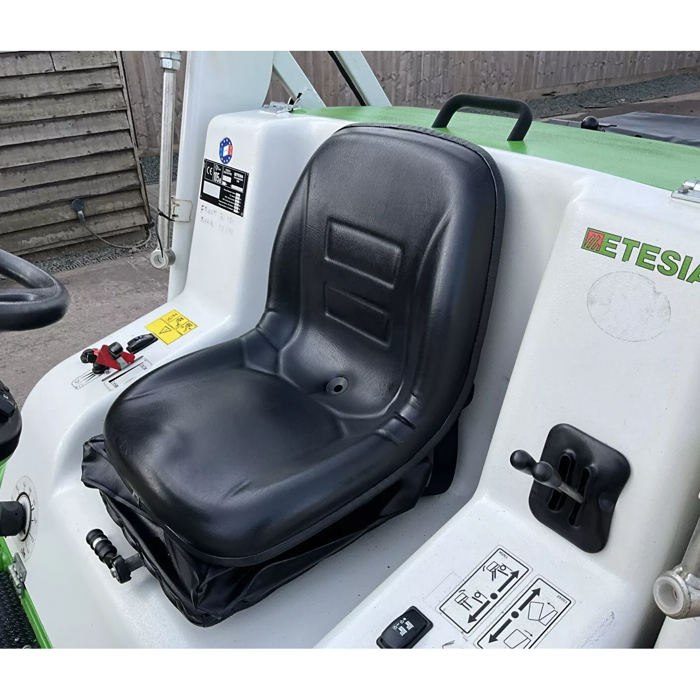 2017 ETESIA H124D