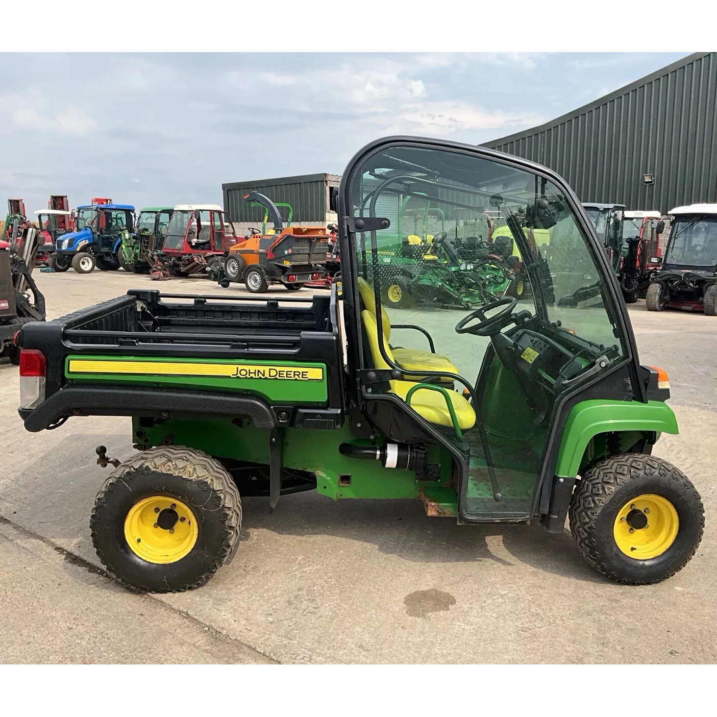 2017 JOHN DEERE TX 4X2