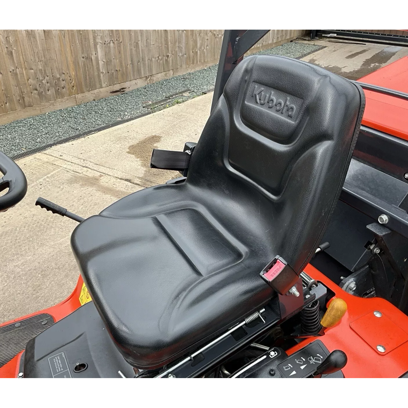 2017 KUBOTA G23