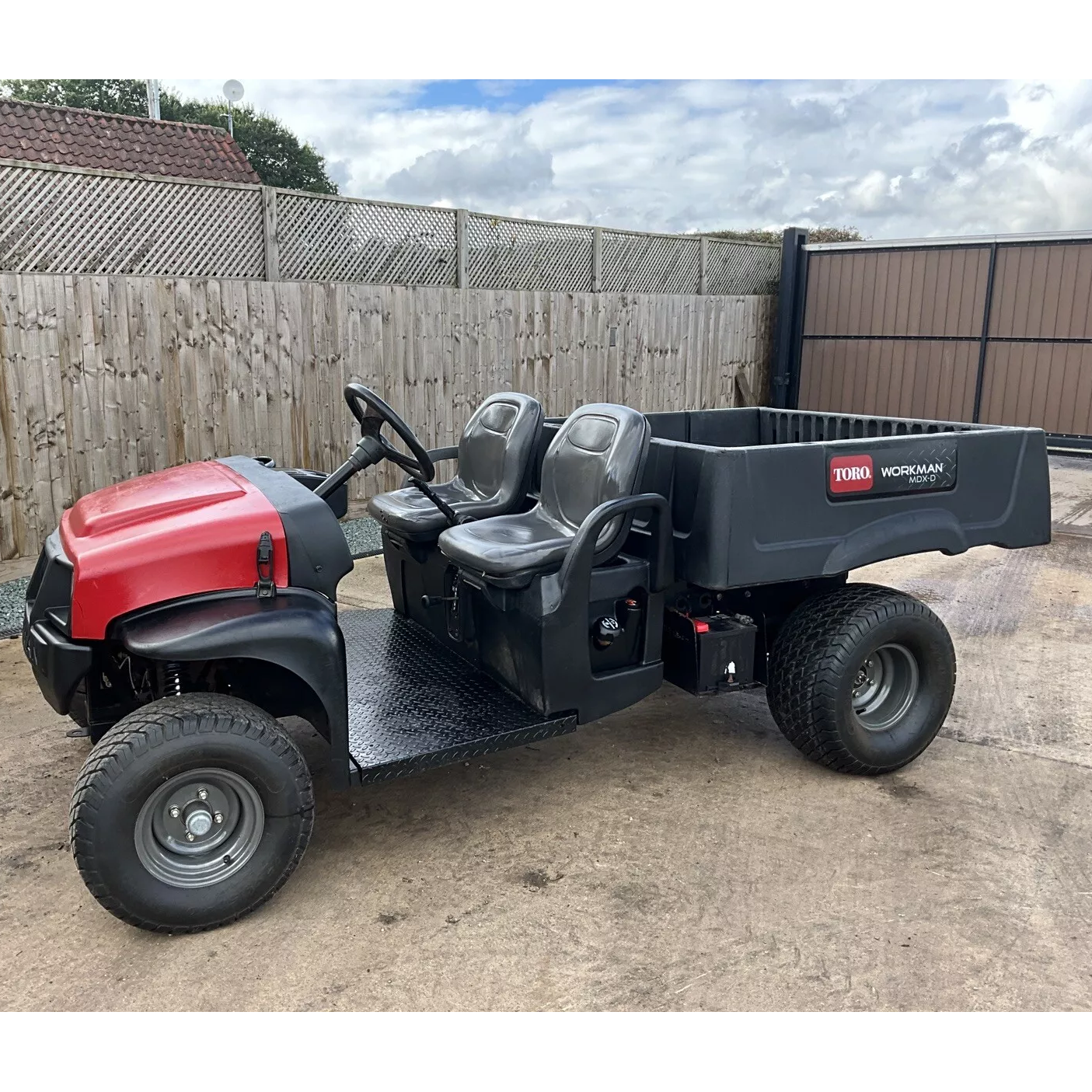 2017 TORO WORKMAN MDX-D DIESEL UTILITY VEHICLE