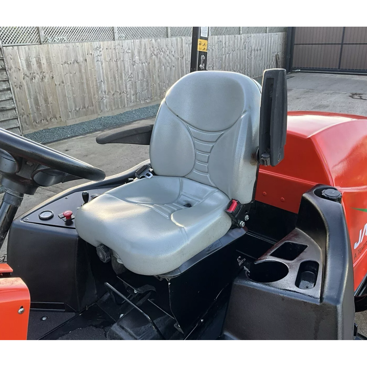 2018 JACOBSEN AR522