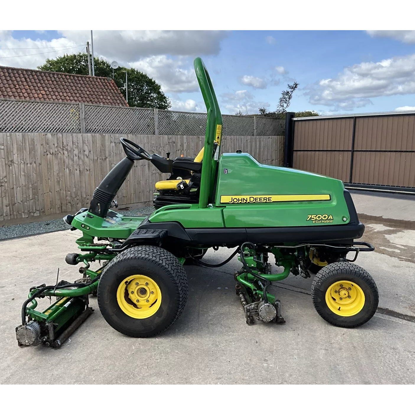 2018 JOHN DEERE 7500A