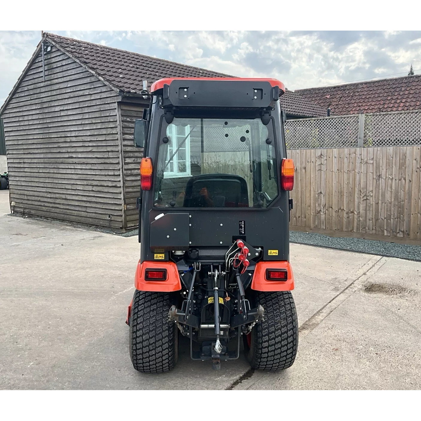 2019 KUBOTA BX261