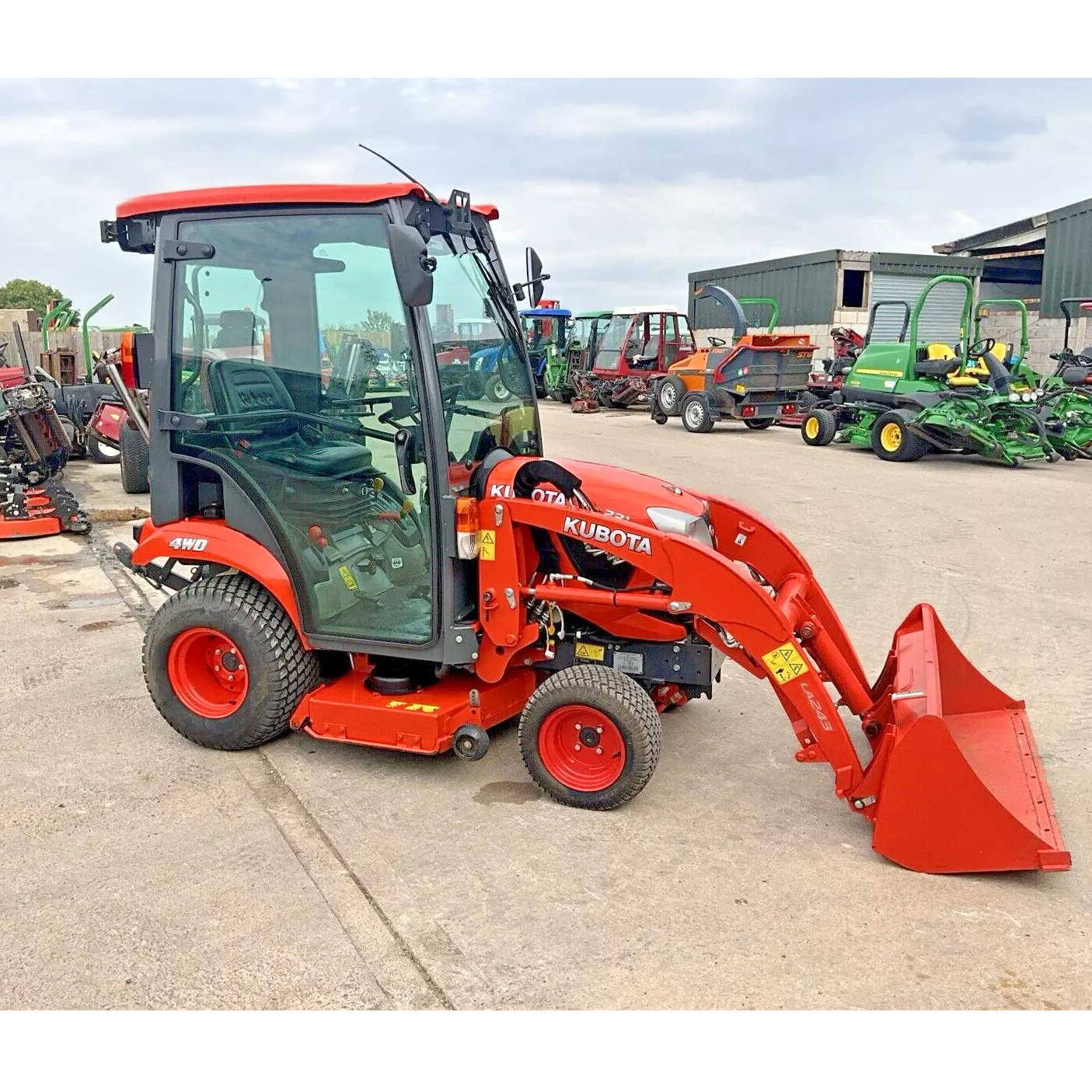 2019 KUBOTA BX261