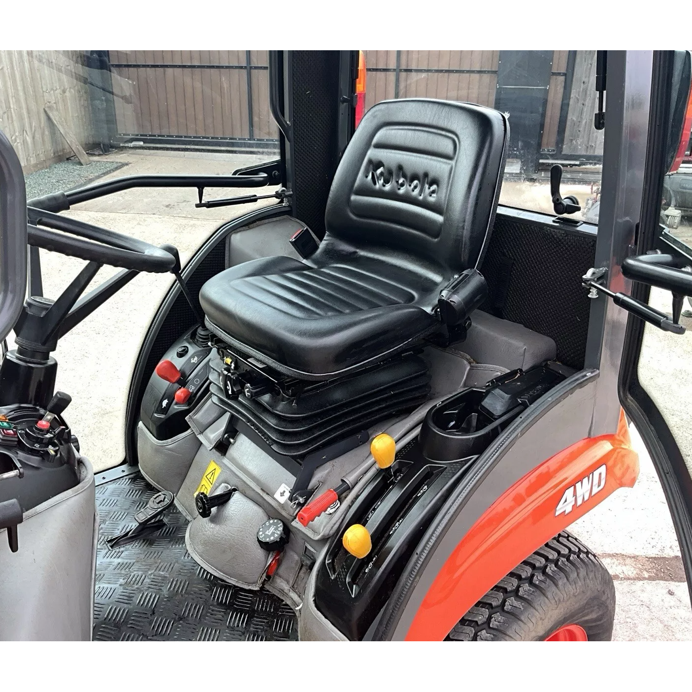 2019 KUBOTA BX261