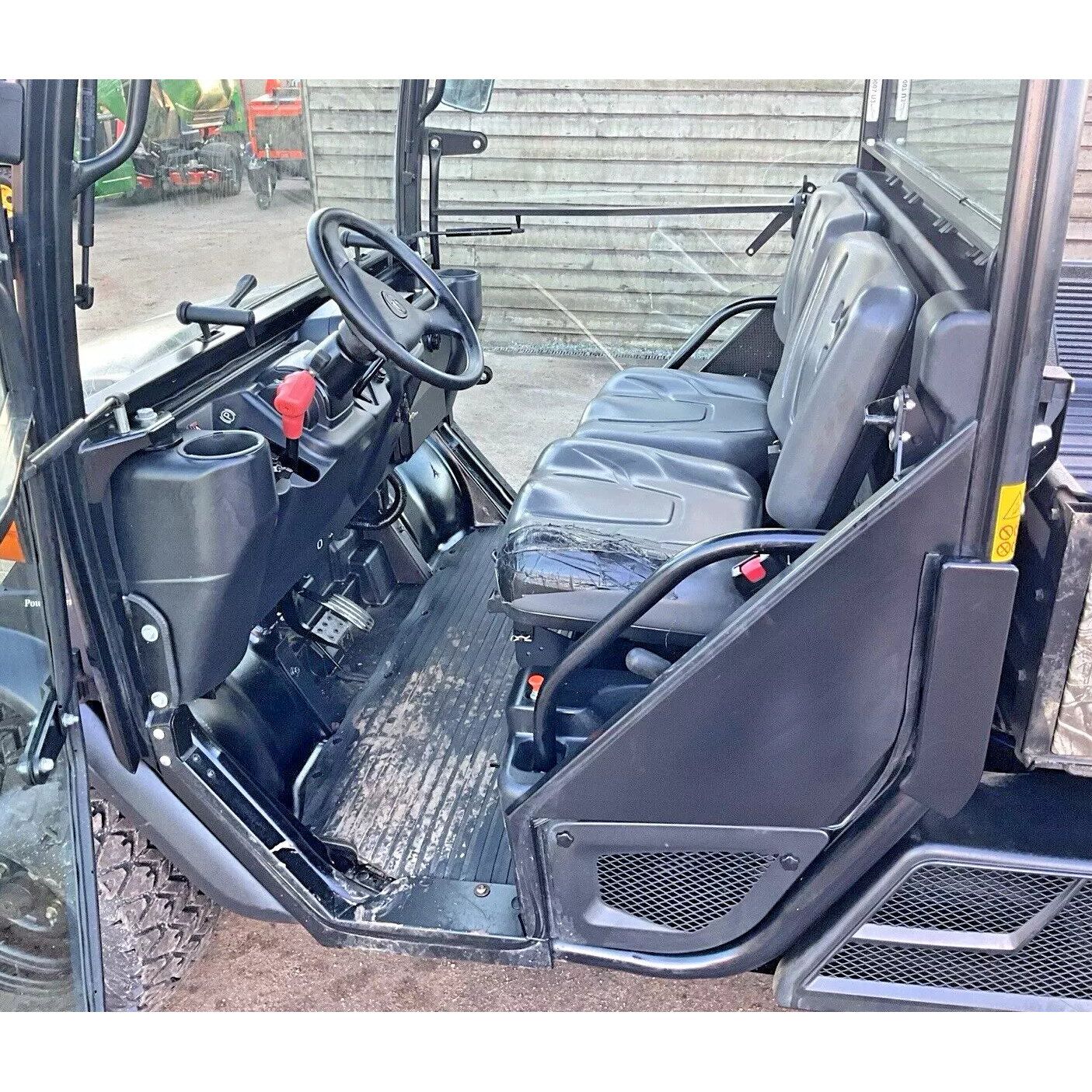 2019ROAD LEGAL KUBOTA RTV X1110