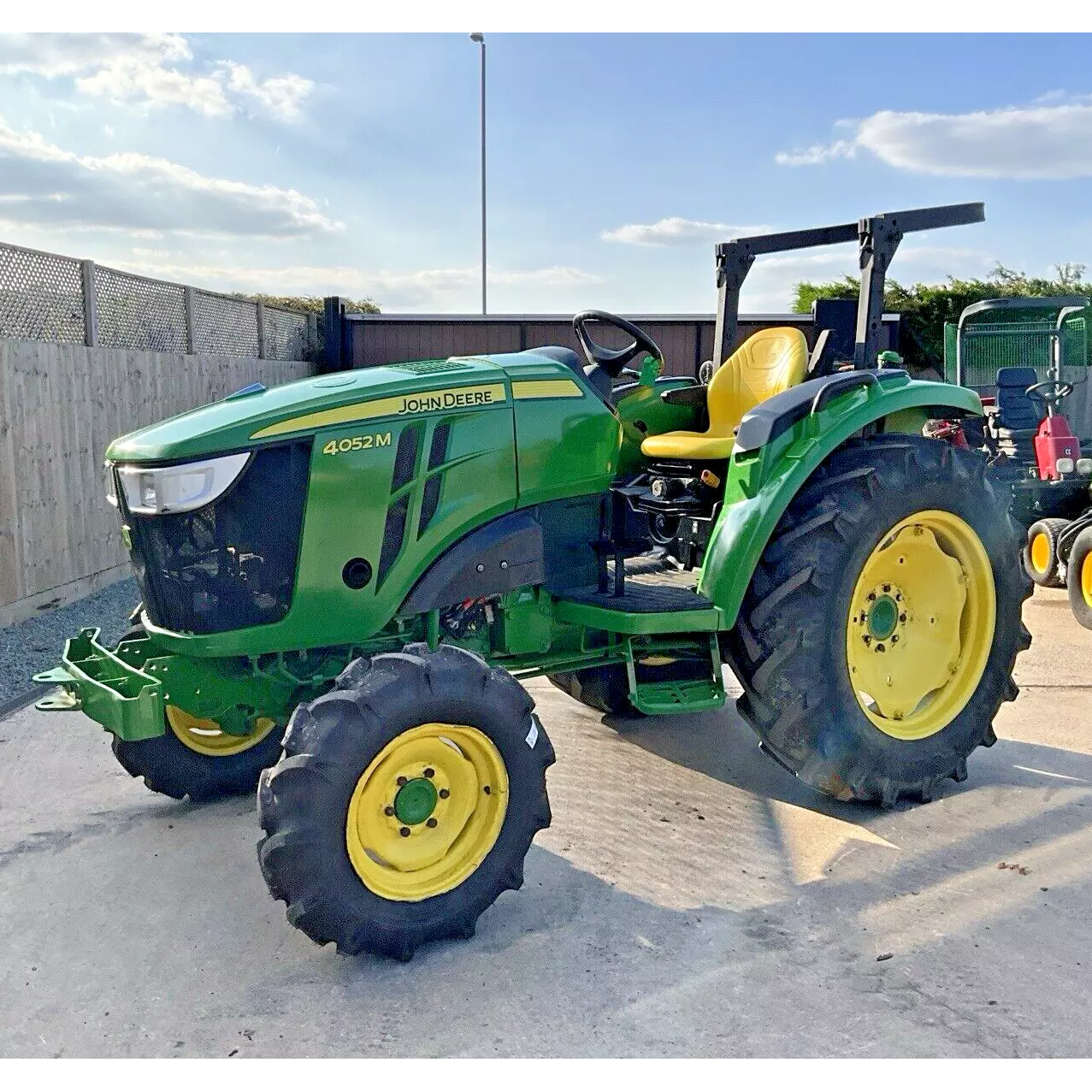 2020 70 PLATE JOHN DEERE 4052M 50HP 4WD DIESEL COMPACT TRACTOR