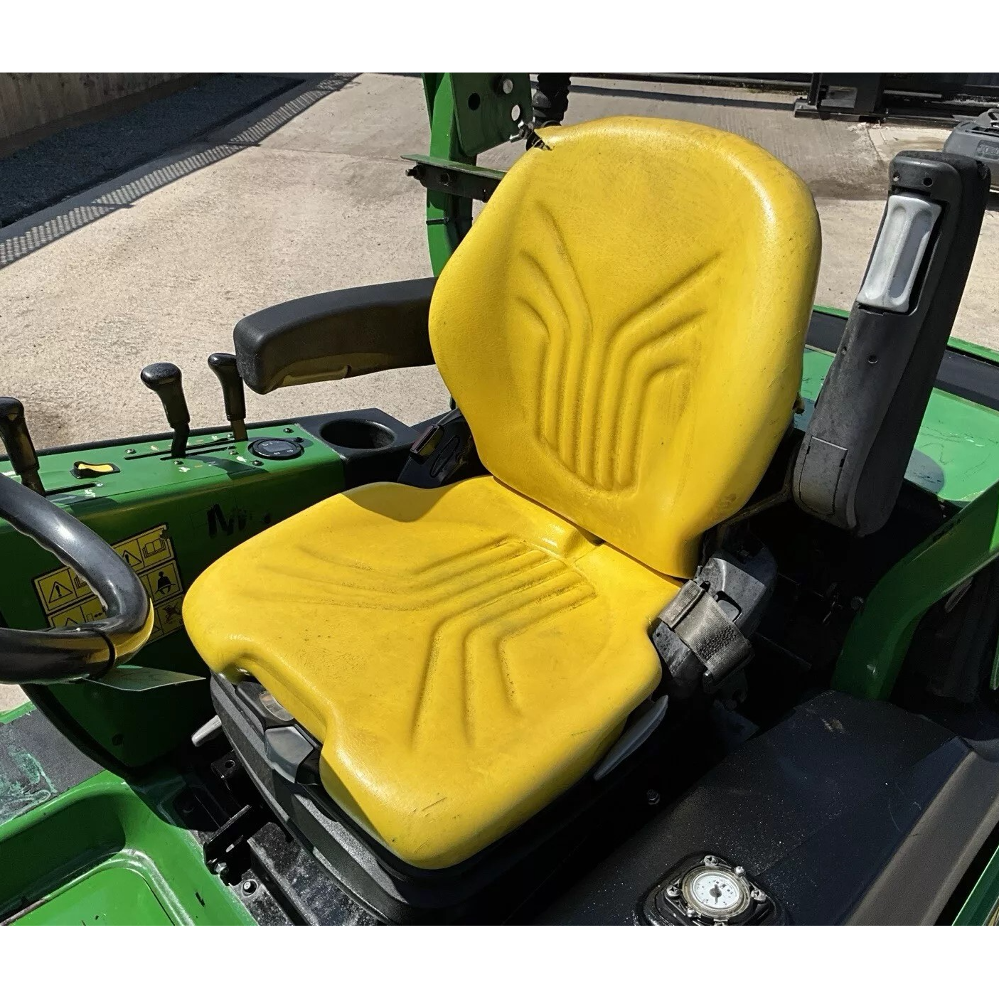 2020 JOHN DEERE 1580