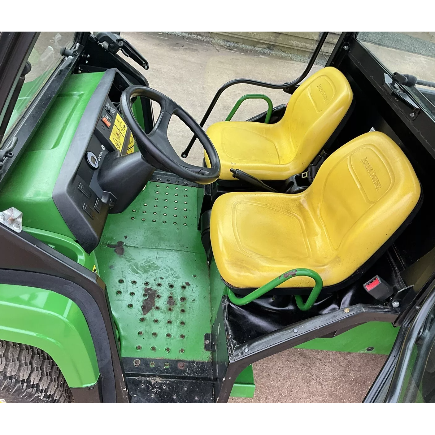 2020 JOHN DEERE 4X2 E GATOR TE ELECTRIC