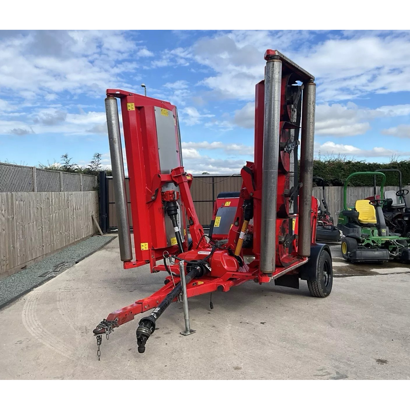 2021 TRIMAX PEGASUS S4 610