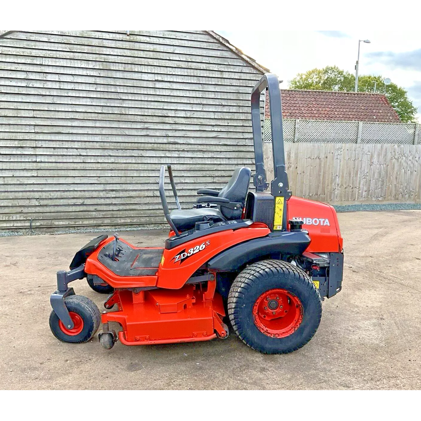 2022 KUBOTA ZD326