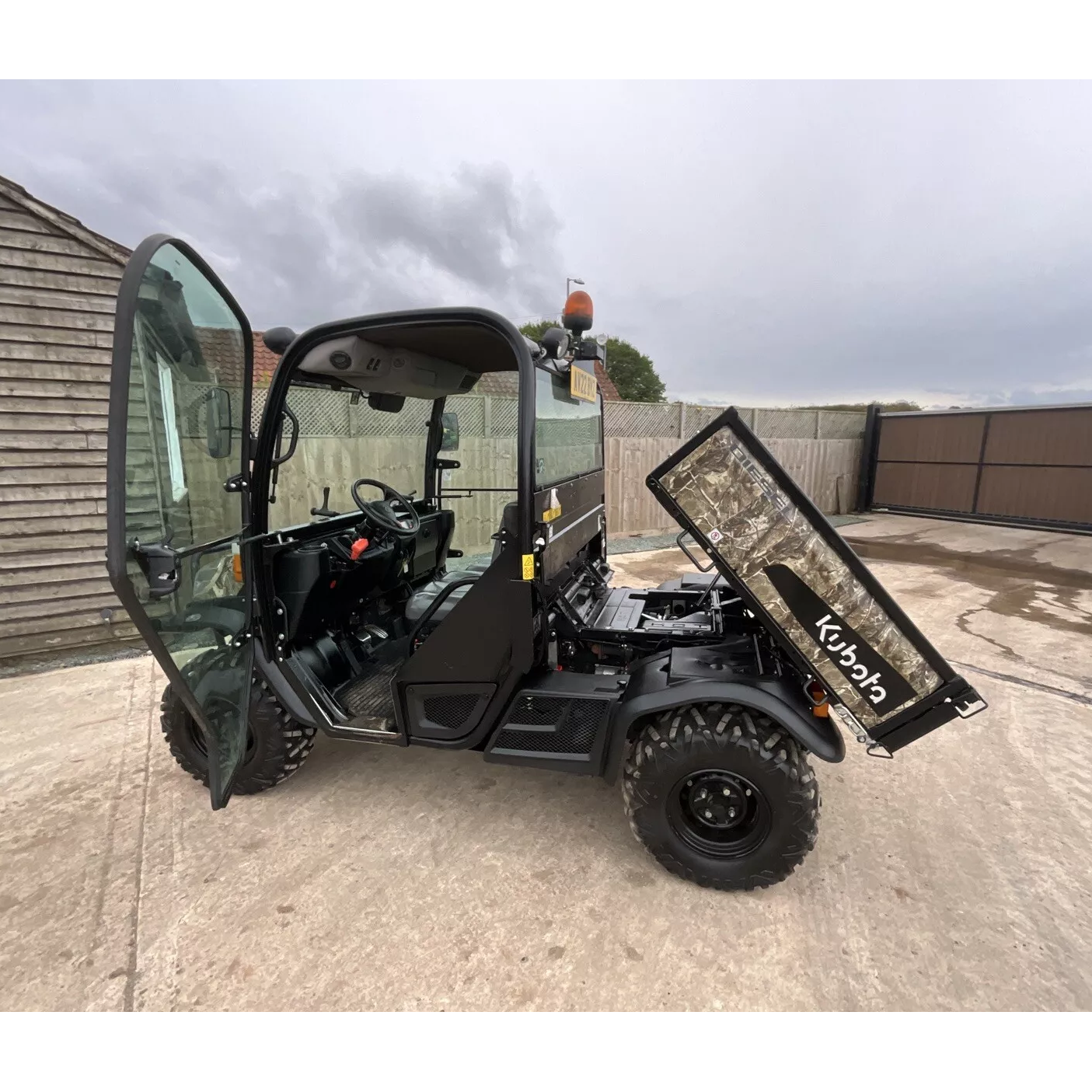 2022 ROAD LEGAL KUBOTA RTV X11102