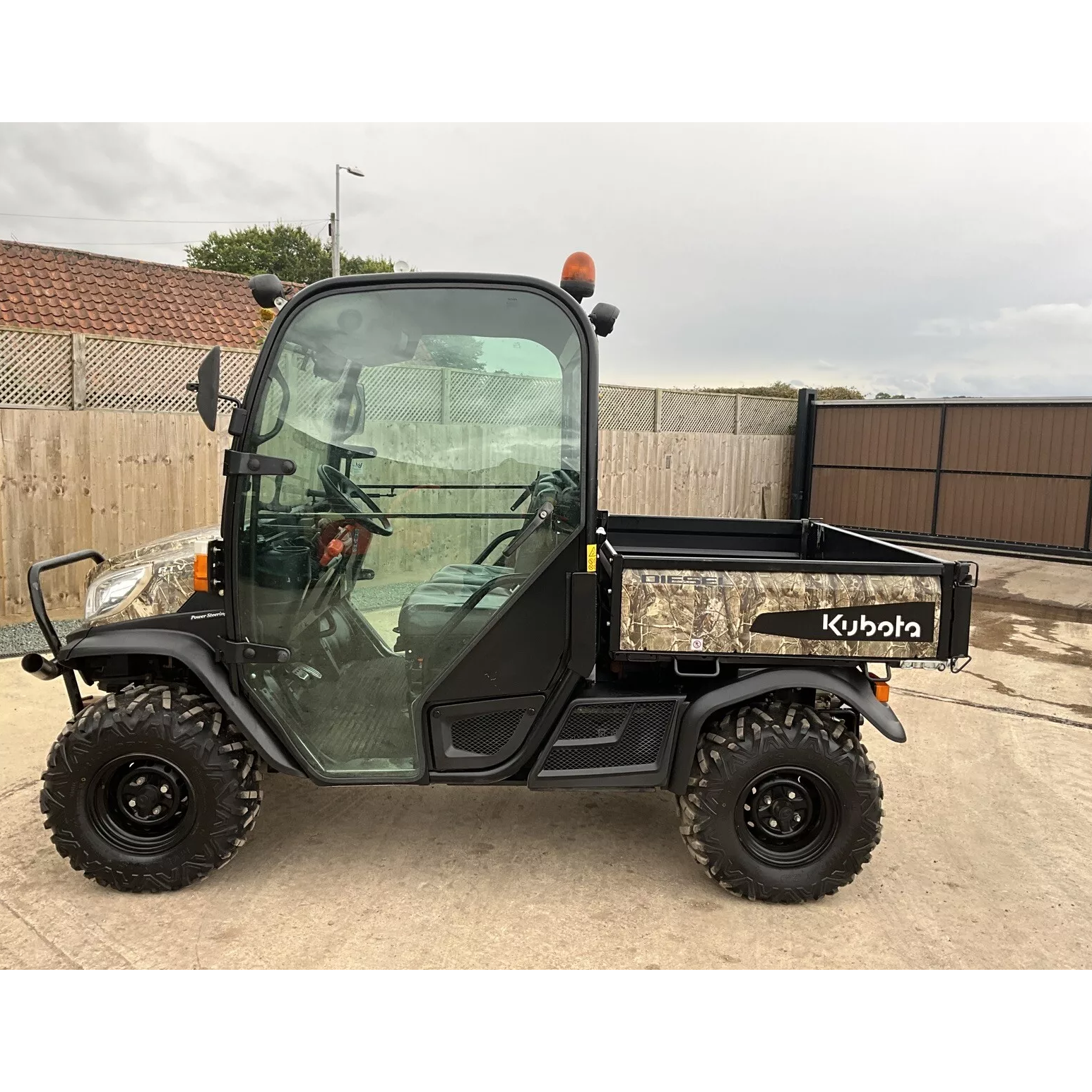 2022 ROAD LEGAL KUBOTA RTV X1110 UTILITY VEHICLE.