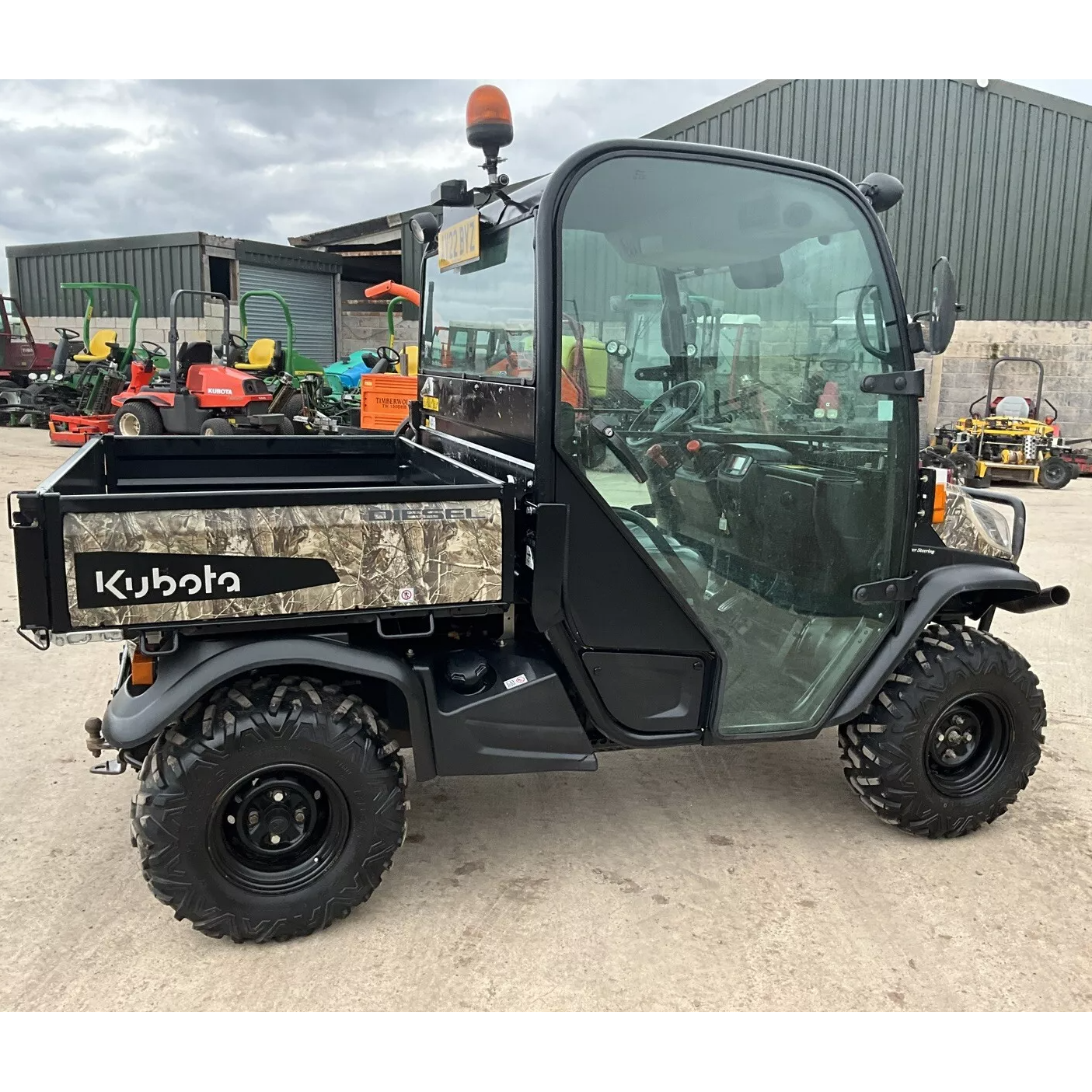 2022 ROAD LEGAL KUBOTA RTV X11102