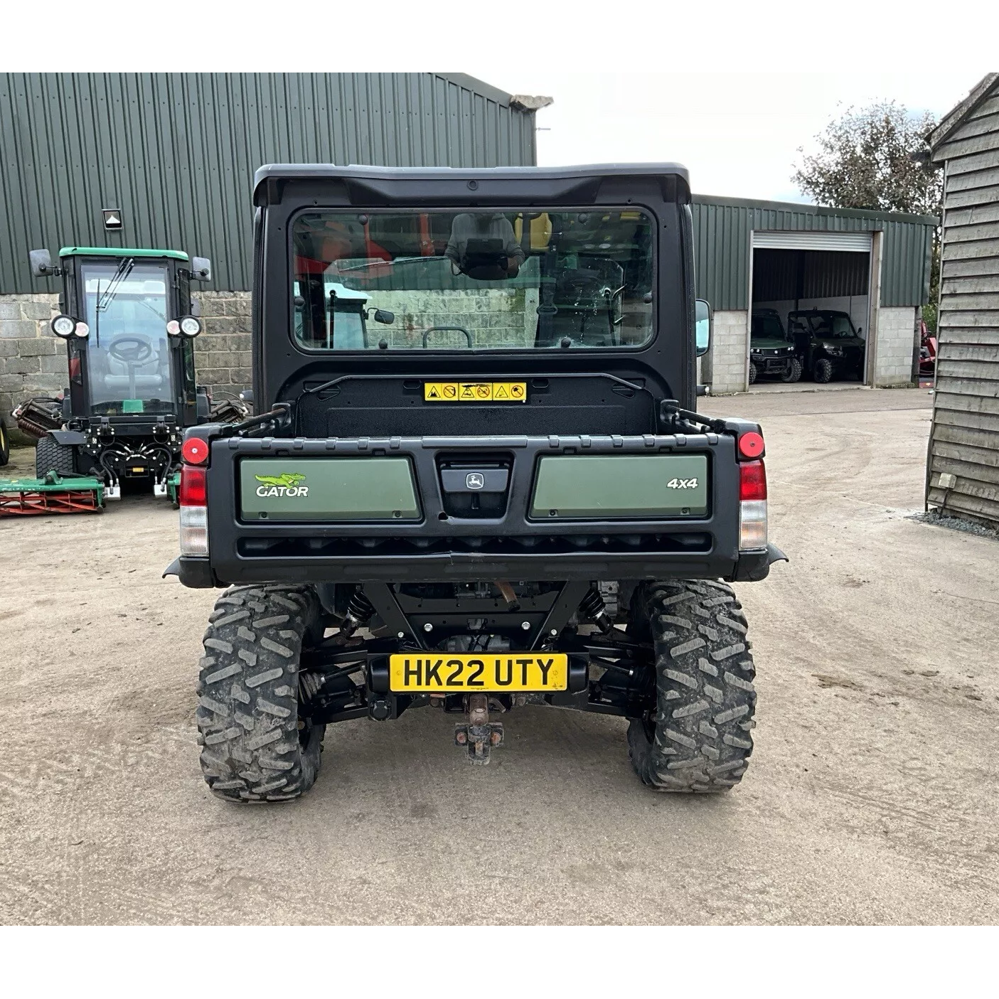 22 ROAD LEGAL JOHN DEERE 865M