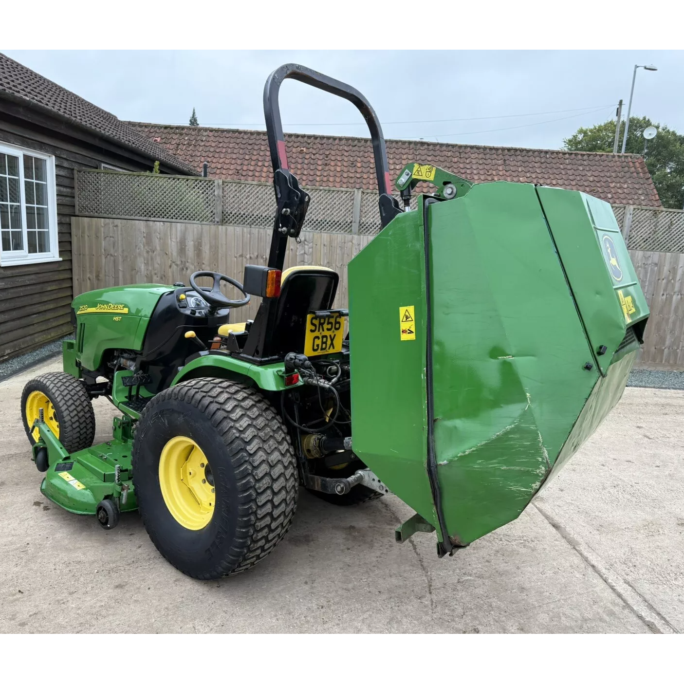 JOHN DEERE 2520