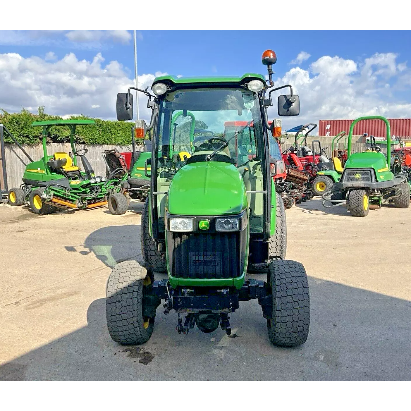 JOHN DEERE 3720 44HP COMPACT DIESEL