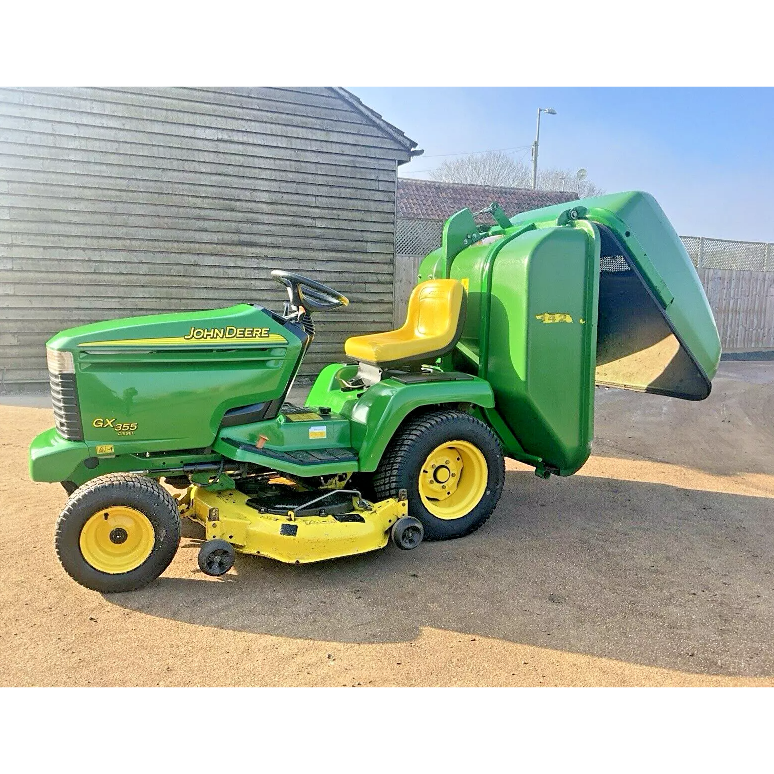 JOHN DEERE GX355D