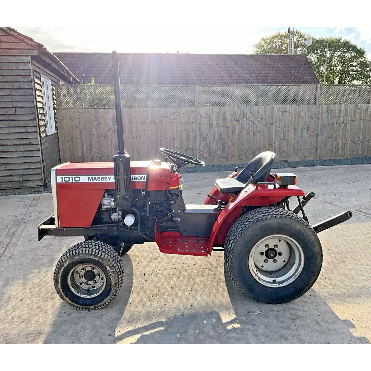 MASSEY FERGUSON 1010